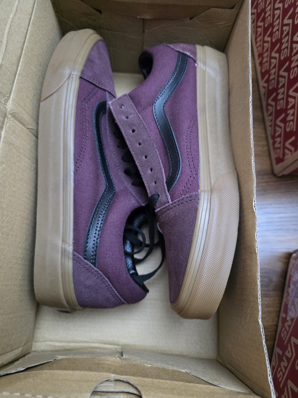 Vans Men's Burgundy Suede Old Skool with Black Stripe